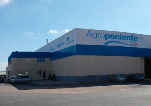 Grupo Agroponiente traslada a los clientes la información sobre su estrategia en I+D+i y control de cultivos, plasmada en su ‘agricultura consciente’