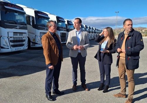 El subdelegado muestra el compromiso del Gobierno con el sector del transporte de mercancías por carretera y aborda sus reclamaciones
