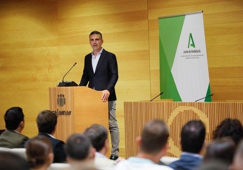 La Junta entrega en Almería ayudas por 16,5M€ para que 261 explotaciones modernicen sus invernaderos