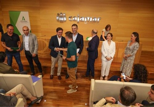 Góngora asiste a la entrega de ayudas por parte de la Junta a 135 productores de El Ejido: más de 8,7 millones para la modernización de invernaderos
