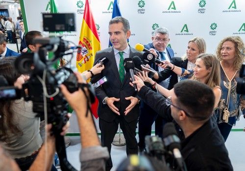 Andalucía impulsará la creación de una red de municipios con mercados locales ecológicos