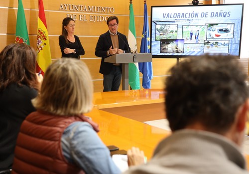 El alcalde de El Ejido exige al Gobierno Central que incluya a la localidad en el Decreto de zona catastrófica