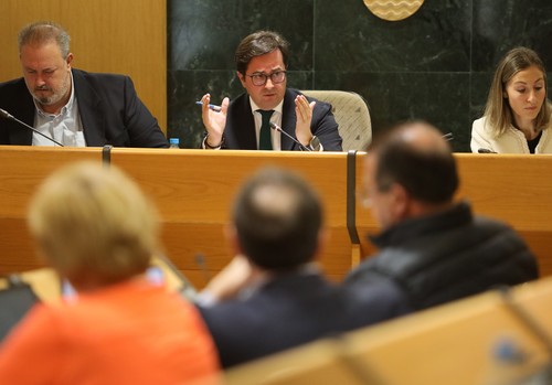 El Pleno ejidense solicita al Gobierno de España que acelere las negociaciones para la reapertura del mercado de EE.UU. a las exportaciones de pimiento