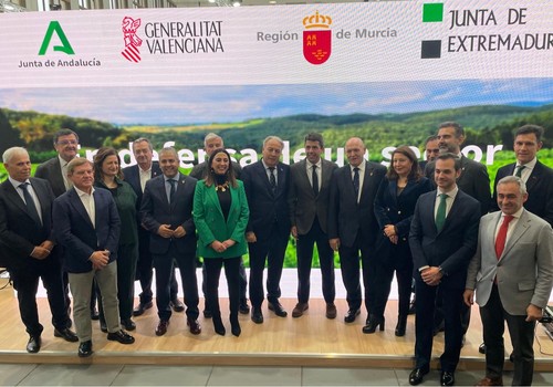 Andalucía firma con Extremadura, Murcia y Valencia un manifiesto en defensa de la que es huerta de Europa