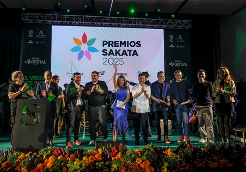 19 estrellas Michelin, periodistas, divulgadores y empresarios, las caras de los Premios Sakata más multitudinarios