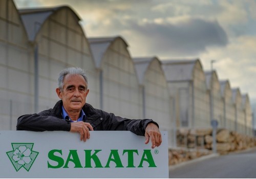 Javier Bernabéu se retira de la gerencia de Sakata Seed Ibérica, después de 30 años de éxitos