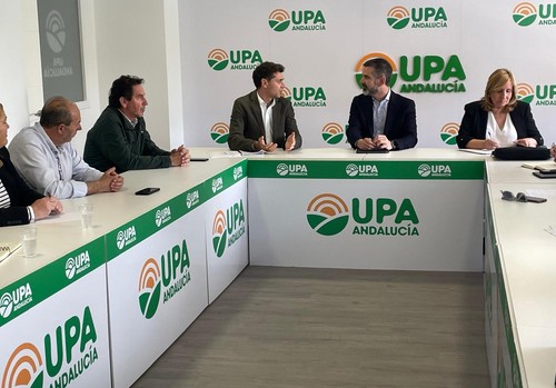 Fernández-Pacheco apuesta por el “trabajo conjunto” con las organizaciones agrarias para afrontar los retos del sector