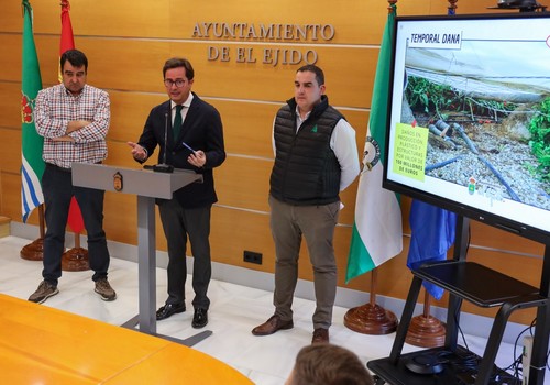 Ayuntamiento y organizaciones agrarias exigen al Gobierno una corrección urgente en la Orden de Módulos para incluir a El Ejido en la Rebaja Fiscal