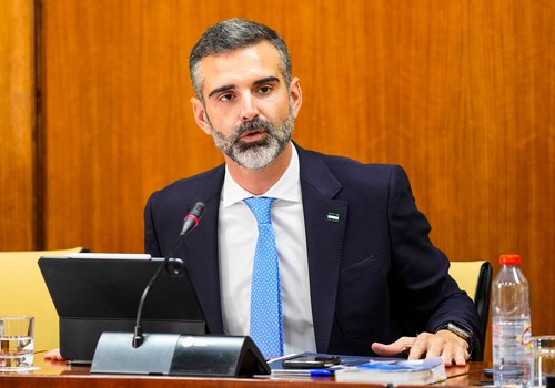 La Junta aumentará en casi 100 M€ la previsión inicial de arreglo de caminos rurales para 2014-2020