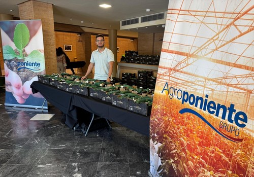 Grupo Agroponiente vuelve a aportar su granito de arena una vez más en el acto del XI Plan de Consumo Infantil de Frutas, Hortalizas y Pescado del Ayuntamiento de Almería