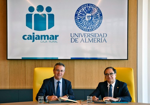 Cajamar y la Universidad de Almería aúnan sinergias para convertir la provincia en referente tecnológico agroalimentario