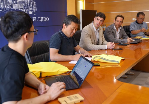 Una delegación japonesa visita El Ejido para conocer el modelo productivo agrícola