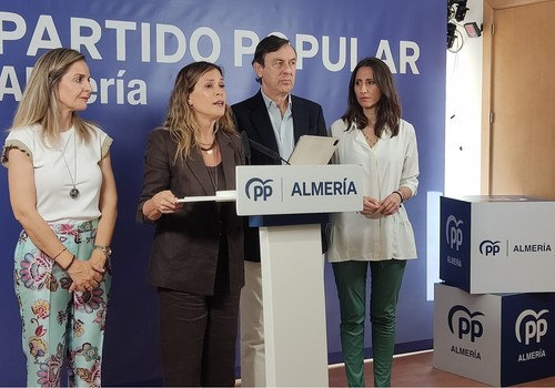 El PP anuncia que peleará para evitar “la injusticia fiscal del Gobierno” al excluir a los agricultores de El Ejido, Adra y Berja de las deducciones en el IRPF