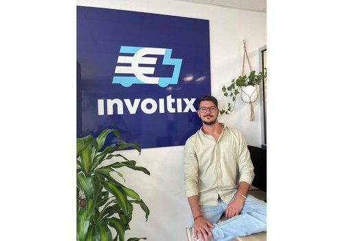 Invoitix: la revolución financiera que impulsa al transporte por carretera
