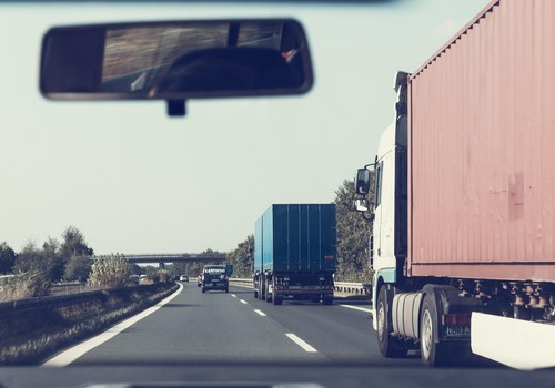 La Confederación Española de Transporte de Mercancías rechaza la propuesta de Seopan de imponer peajes a los camiones