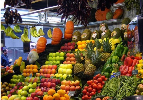 La importación española de frutas y hortalizas crece un 7% en volumen y un 13% en valor hasta mayo