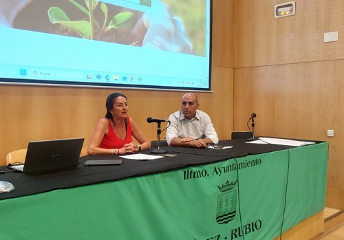 La Junta apoya a 115 agricultores y ganaderos de Los Vélez con 7,6 millones € para comprar nueva maquinaria