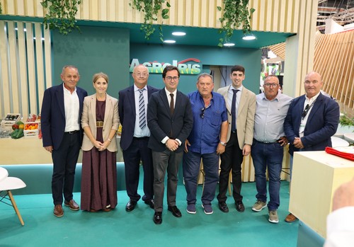 Góngora acude a Fruit Attraction junto a las empresas hortofrutícolas de El Ejido