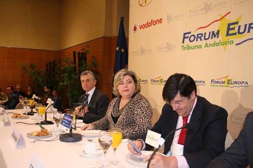 Aguilera apunta a la concentración de la distribución como causa de la caída del precio en origen