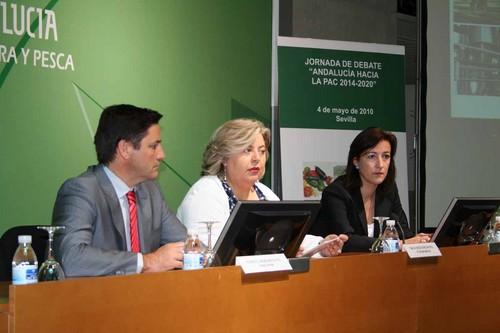 Aguilera aboga por mantener las ayudas directas y reforzar los mecanismos de mercados en la próxima reforma de la PAC
