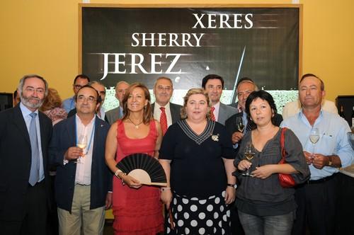 Agricultura exhibe en ‘Vinoble 2010’ la potencialidad del maridaje de los caldos y la gastronomía andaluces