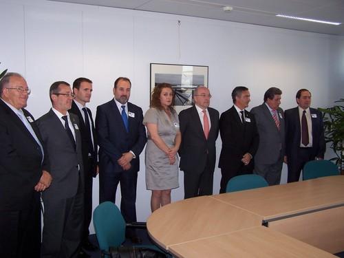 La Diputación y las asociaciones de desarrollo rural se reúnen con Joaquín Almunia en Bruselas