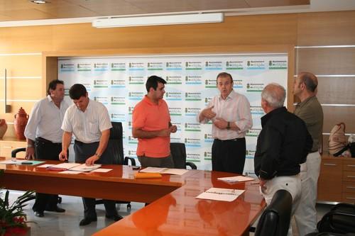 El Equipo de Gobierno del Ayuntamiento de El Ejido valora muy positivamente la reunión con Coag, Asaja y Upa para paliar el efecto de la nueva normativa sobre los invernaderos