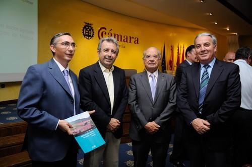 Cajamar analiza las perpectivas de la agricultura murciana