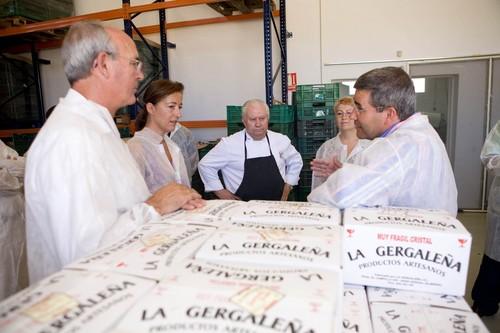 Agricultura destaca la apuesta de La Gergaleña por la elaboración de conservas con productos agrícolas ecológicos