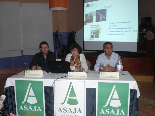 Asaja reivindica el seguro de renta para el agricultor antes de 2014