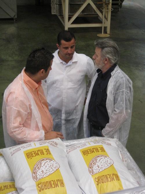 El Gobierno pone en peligro la ayuda estatal a los frutos secos en plena crisis sectorial