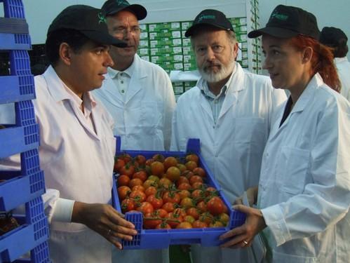 La Junta entrega una ayuda de 189.000 euros a Agrieco para mejorar sus sistemas de transformación de productos ecológicos
