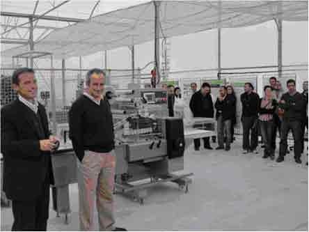 Fundación Cajamar, Repsol y Acciona lideran un equipo internacional que crea el primer invernadero robotizado