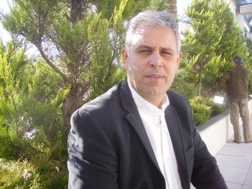 Hortyfruta remite un escrito de protesta a The Guardian y contacta con las principales cadenas de distribución británicas