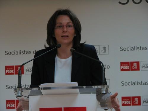 Guadalupe Fernández insiste al equipo de gobierno que debe solucionar de forma definitiva el problema de los residuos agrícolas