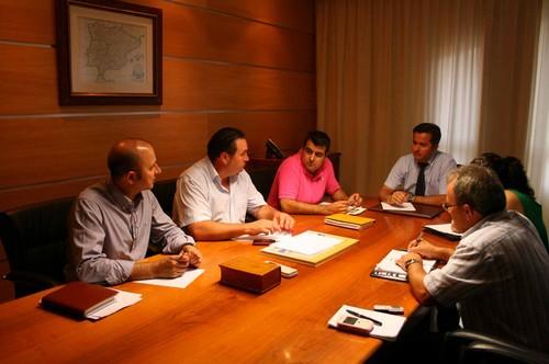 El alcalde ejidense y su concejal de Agricultura han tenido hoy una reunión con Coag, Asaja y UPA