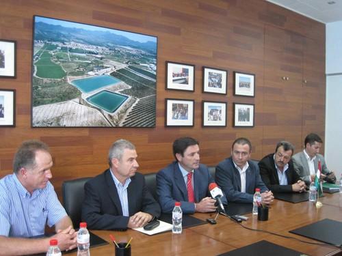 Agricultura se reúne con la Comunidad de Regantes de Pulpí para conocer las necesidades de mejora de la zona