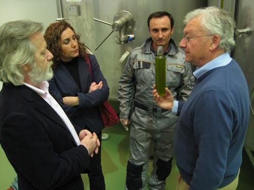 Las almazaras de Almería incrementan un 6% la exportación de aceite en los cuatro primeros meses del año