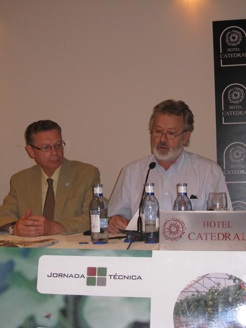 Ifapa analiza la viabilidad de técnicas de control biológico de invernadero en hortícolas al aire libre