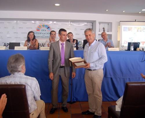Más de 200 personas asisten a la celebración del Día del Cooperativismo 2011
