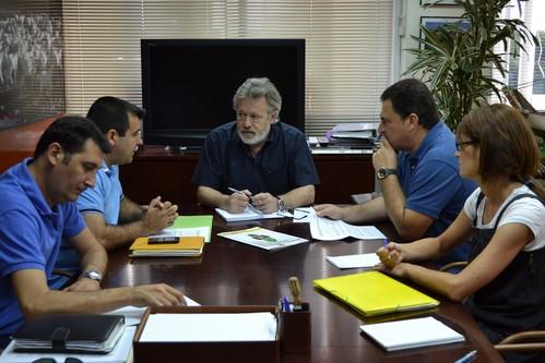 COAG Almería se reúne con el delegado de Agricultura para aclarar dudas e impulsar la Orden de la primera instalación de jóvenes agricultores y la modernización de invernaderos