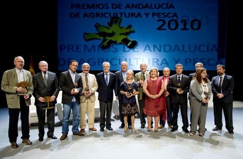 Griñán entrega los Premios de Agricultura y Pesca 2010 a las personas y empresas más destacadas del sector
