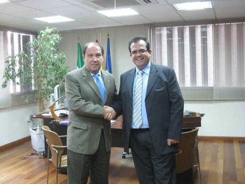 El delegado de Agricultura analiza los proyectos ‘LiderA’ de desarrollo rural con el nuevo presidente del GDR del Levante