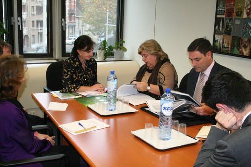 Aguilera propone regular a nivel europeo la venta directa de productos para el desarrollo económico de las zonas rurales