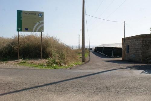 La Junta de Andalucía concluye las obras de mejora de casi 1.500 metros de tres caminos rurales en Vícar