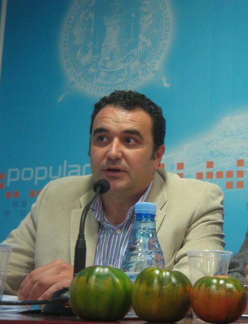 Cara lamenta que sólo unos pocos agricultores se hayan podido beneficiar de las ayudas para modernizar invernaderos