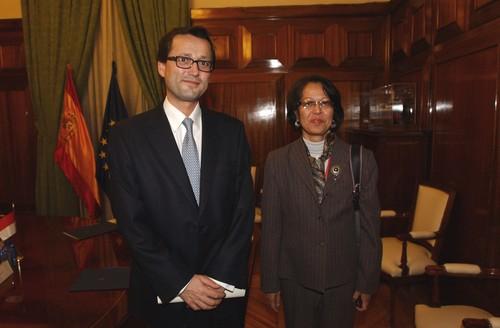 El Subsecretario del Ministerio de Agricultura, Alimentación y Medio Ambiente aborda  con la Embajadora de Indonesia vías de cooperación en materia agrícola