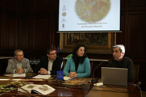 Terque repartirá 1.000 parras en la VI Campaña de Distribución de Variedades Históricas de Uva de Mesa