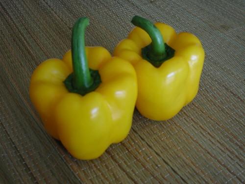 El pimiento California amarillo alcanza sus mayores cotizaciones en lo que va de campaña