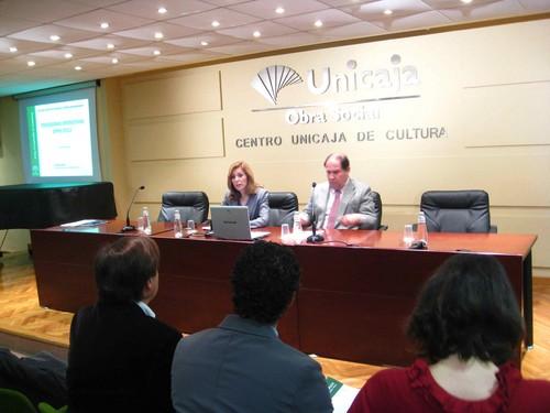 Agricultura valora el esfuerzo de las OPFH de Almería en la modernización de los invernaderos, la mejora de la calidad y la protección del medio ambiente
